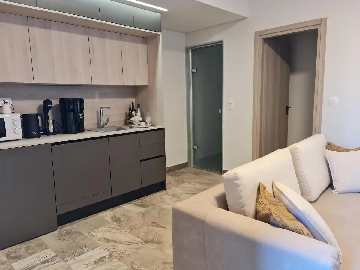 Sarri Appartments contacts